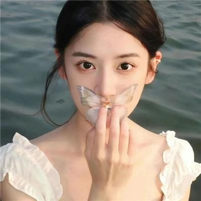 恋爱三面体封面